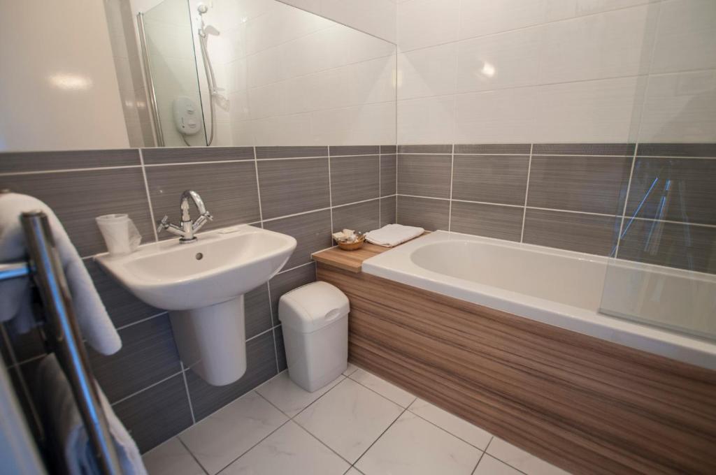 The Mey Hotel Room photo